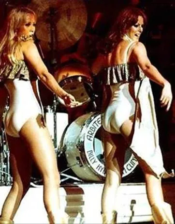 http://www.robzor.com/rhouse/agnetha_files/image007.webp